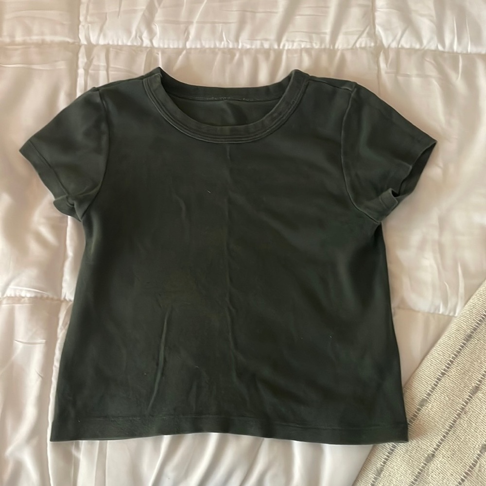 American Eagle Baby Tee Size Small